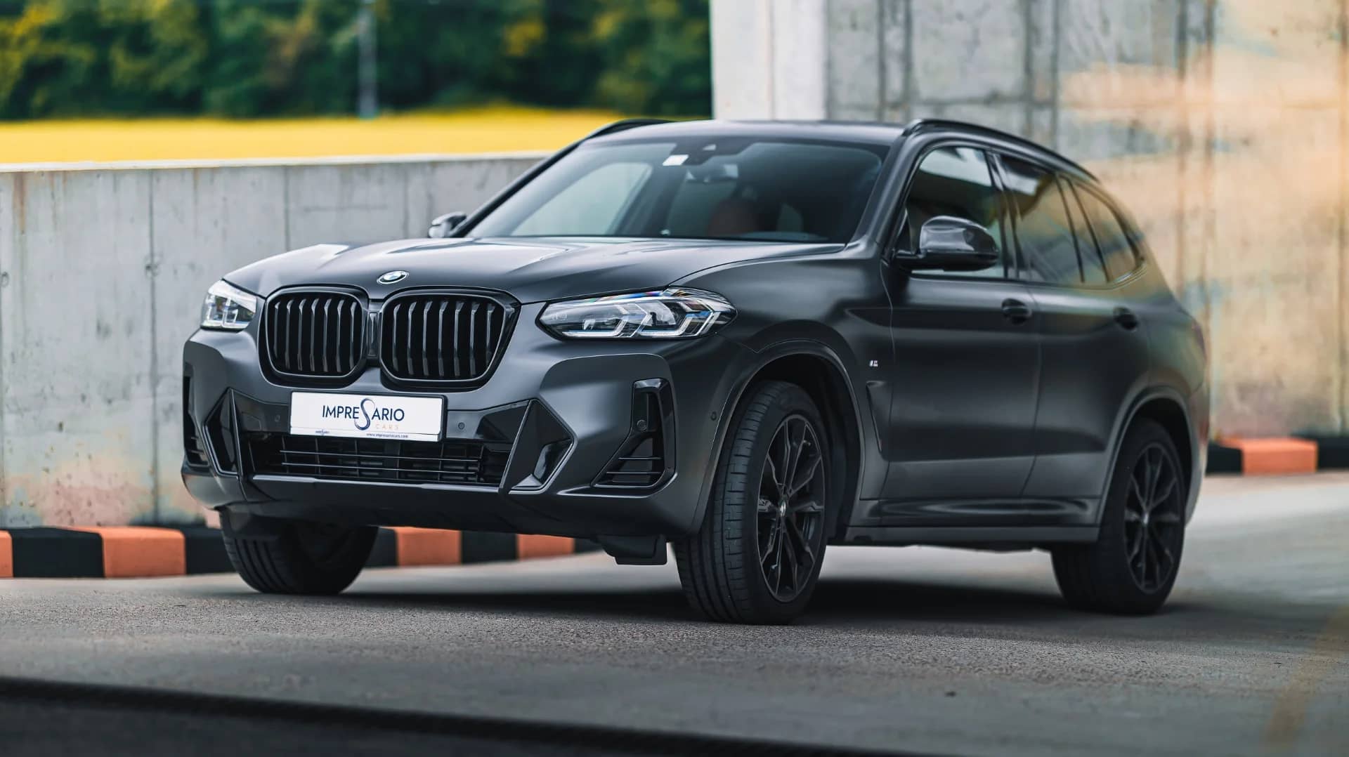 BMW X3 2022 - Kliknutím zobrazíte detail vozidla BMW X3 2022 diesel - Náhľad prémiového vozidla v BlackRent autopožičovni na Slovensku za 80,00€/deň