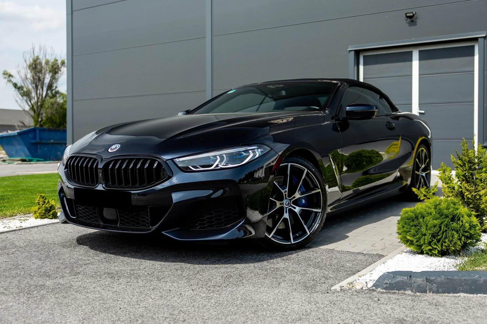 BMW 840i 2021 - Kliknutím zobrazíte detail vozidla BMW 840i 2021 petrol - Prenájom prémiového vozidla v BlackRent autopožičovni na Slovensku za 90,00€/deň