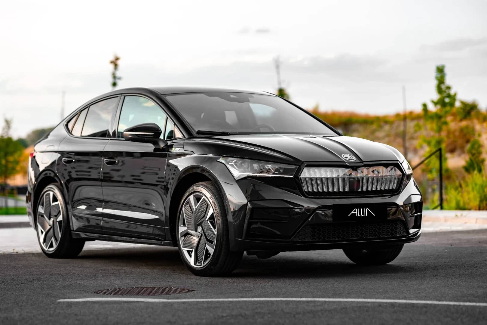 Škoda Enyaq 2022 - Kliknutím zobrazíte detail vozidla Škoda Enyaq 2022 electric - Náhľad prémiového vozidla v BlackRent autopožičovni na Slovensku za 40,00€/deň