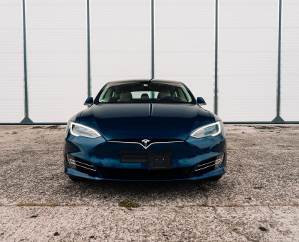 Tesla  Model S 100D